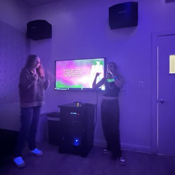 Songbird Karaoke - Songbird Karoke - Karaoke Near Me - Collingswood, New Jersey Songbird Karaoke - Songbird Karoke - Karaoke Near Me - Collingswood, New Jersey