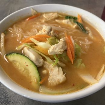 Bowl of Phở - Curry Chicken Pho Bowl - Vietnamese Near Me - Durham, North Carolina Bowl of Phở - Curry Chicken Pho Bowl - Vietnamese Near Me - Durham, North Carolina