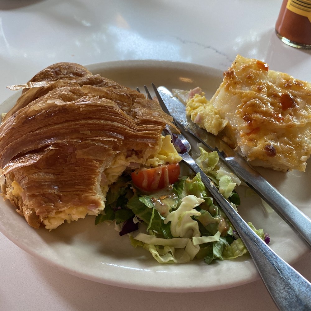Le Coffee Shop - Breakfast & Brunch Near Me - Temecula, California Le Coffee Shop - Breakfast & Brunch Near Me - Temecula, California