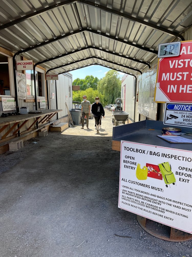 STANDARD AUTO WRECKERS Updated September 2024 12 Photos & 12 Reviews 1216 Sewells Road