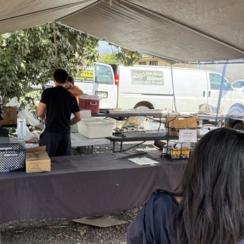Ray's Kiawe Broiled Chicken - Food Stands Near Me - Haleiwa, Hawaii Ray's Kiawe Broiled Chicken - Food Stands Near Me - Haleiwa, Hawaii