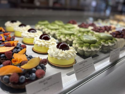 Sacré Sucré by null