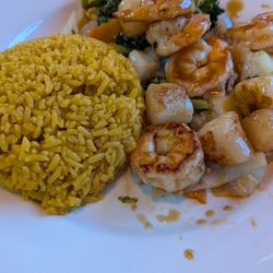 Crab and Hibachi House - Shrimp and scallop stir fry