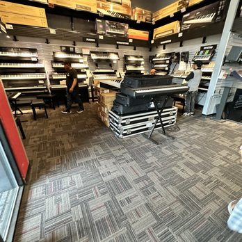 Guitar Center - Guitar Stores Near Me - Laurel, Maryland Guitar Center - Guitar Stores Near Me - Laurel, Maryland