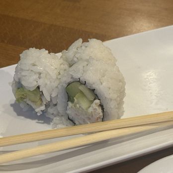Minato Sushi - California roll it was like 10 pieces but i ate before taking pic lol - Sushi Bars Near Me - Thousand Oaks, California