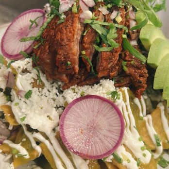 Bandoleros Cafe - Chilaquiles verdes con carne asada - Breakfast & Brunch Near Me - Huntington Beach, California Bandoleros Cafe - Chilaquiles verdes con carne asada - Breakfast & Brunch Near Me - Huntington Beach, California