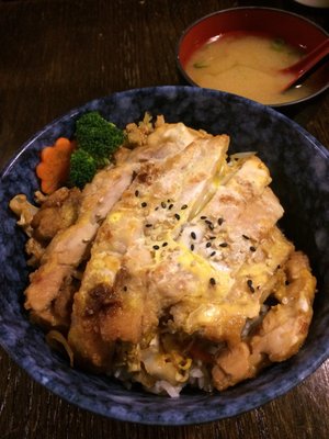 Hi Dozo Sushi by null