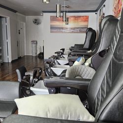 L&T Beauty Bar