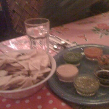 El Moose - Salsa tray - Mexican Near Me - Seattle, Washington El Moose - Salsa tray - Mexican Near Me - Seattle, Washington