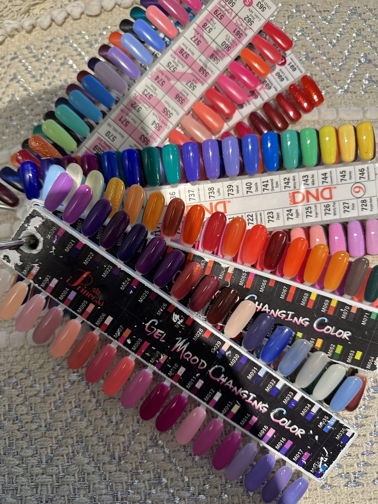 LUX NAILS & SPA Updated August 2024 5115 Burning Tree Rd, Duluth