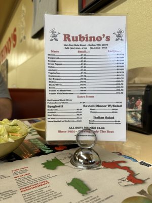 Rubinos Pizza by null