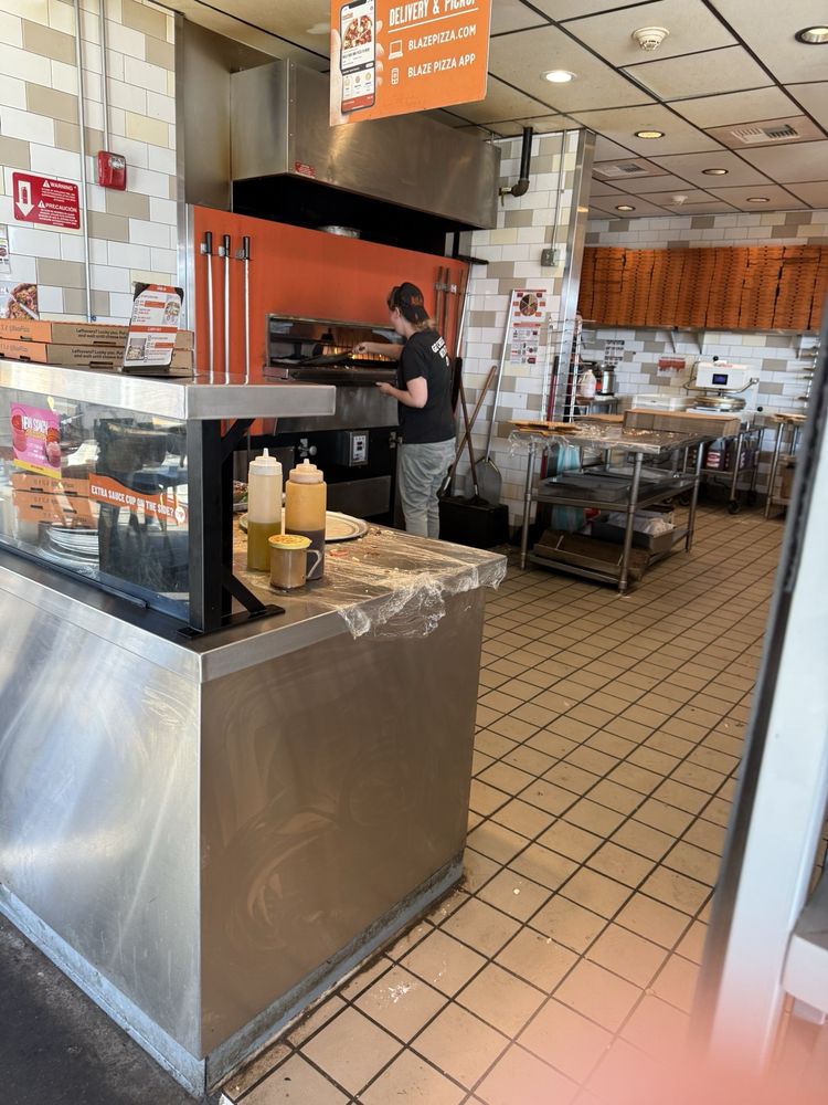 Blaze Pizza