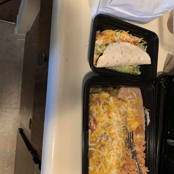 Mi Gusto Es 2 - A combination with three items. - Mexican Near Me - Denver, Colorado Mi Gusto Es 2 - A combination with three items. - Mexican Near Me - Denver, Colorado