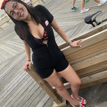 Bettie's Bombshells - Women's Clothing Near Me - Asbury Park, New Jersey