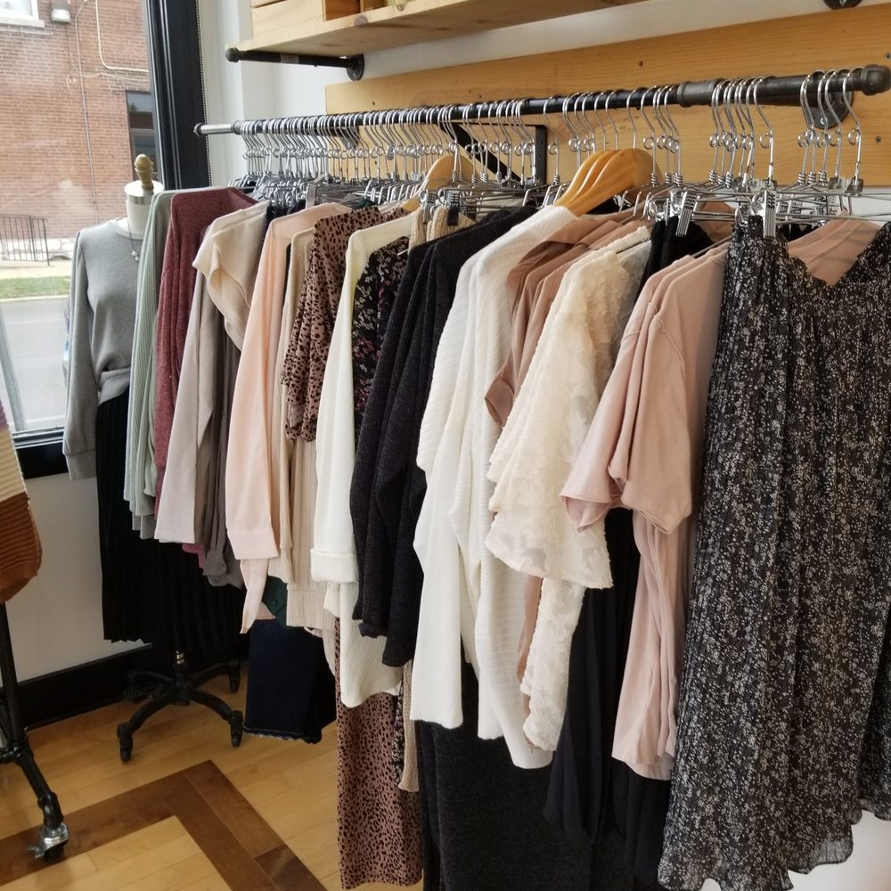 Mix & Match - Women's Clothing Near Me - St. Louis, Missouri Mix & Match - Women's Clothing Near Me - St. Louis, Missouri