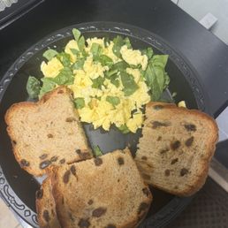 Spinach on top of the eggs and not inside Spinach on top of the eggs and not inside