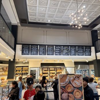 Porto's Bakery & Cafe - Bakeries Near Me - Glendale, California Porto's Bakery & Cafe - Bakeries Near Me - Glendale, California
