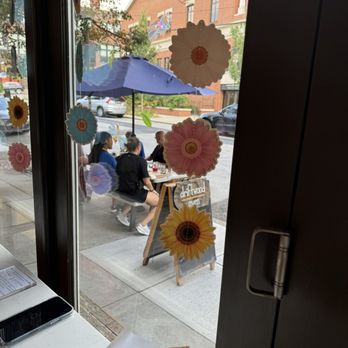 Driftwood Oven - Outside tables from the sitting area at the window - Pizza Near Me - Pittsburgh, Pennsylvania Driftwood Oven - Outside tables from the sitting area at the window - Pizza Near Me - Pittsburgh, Pennsylvania