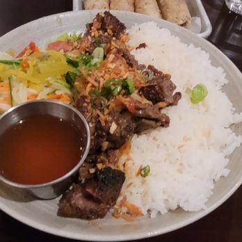 5ive Spice - Braised short rib over rice - Vietnamese Near Me - New York, New York