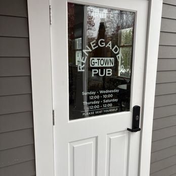 Renegades Pub - Front door - Pubs Near Me - Georgetown, Massachusetts