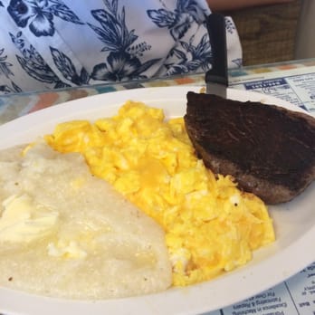 Debra's Place - Steak and eggs - New American Near Me - North Palm Beach, Florida Debra's Place - Steak and eggs - New American Near Me - North Palm Beach, Florida
