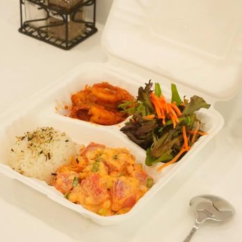 U'i Shrimp - a container of food and a spoon - Hawaiian Near Me - Tenafly, New Jersey