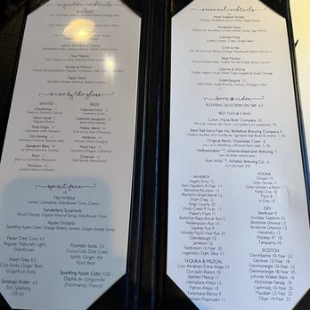 Blue Heron Restaurant - New American Near Me - Sunderland, Massachusetts