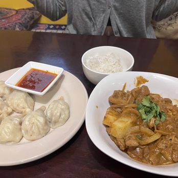 Mandala Restaurant - Dumplings and chicken tikka masala - Japanese Near Me - Ojai, California Mandala Restaurant - Dumplings and chicken tikka masala - Japanese Near Me - Ojai, California