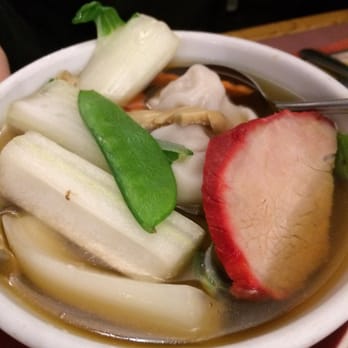 Bamboo Cafe - Wonton Soup with fresh vegetables. Broth had good flavor and not too salty - Chinese Near Me - Brockton, Massachusetts Bamboo Cafe - Wonton Soup with fresh vegetables. Broth had good flavor and not too salty - Chinese Near Me - Brockton, Massachusetts