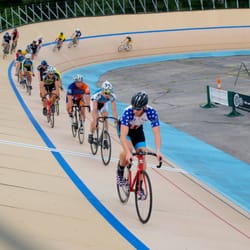 Cleveland Velodrome - National Champion leading the roll-up