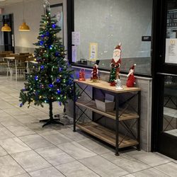 McDonald's - Cool and wholesome lights!