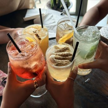Up Room - Honey heights - Cocktail Bars Near Me - Chicago, Illinois