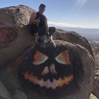 Pumpkin Rock Trail - Mi Amore - Hiking Near Me - Norco, California