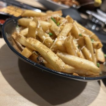 Bronzeville Winery - Truffle fries - New American Near Me - Chicago, Illinois Bronzeville Winery - Truffle fries - New American Near Me - Chicago, Illinois