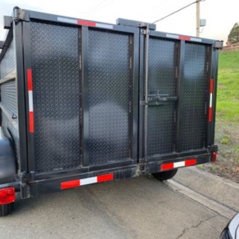 Kango Dumpster Rental - Feeling unsure about renting due to muscles? Think twice or dumpster are low to the ground! No need to climb strairs - Dumpster Rental Near Me - Berkeley, California Kango Dumpster Rental - Feeling unsure about renting due to muscles? Think twice or dumpster are low to the ground! No need to climb strairs - Dumpster Rental Near Me - Berkeley, California