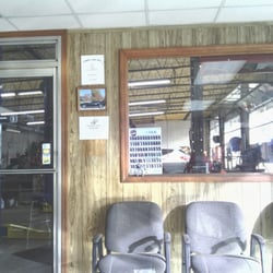 McNabb Tire & Wheel - nice clean shop