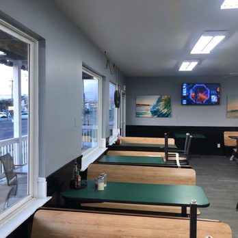 Michaelangelos Pizza & Subs - Interior - Pizza Near Me - Carolina Beach, North Carolina