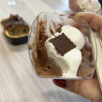 Dick Taylor Craft Chocolate - Chocolate mousse - Chocolatiers & Shops Near Me - Eureka, California Dick Taylor Craft Chocolate - Chocolate mousse - Chocolatiers & Shops Near Me - Eureka, California