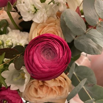 Sammy's Flowers - Florists Near Me - Portland, Oregon