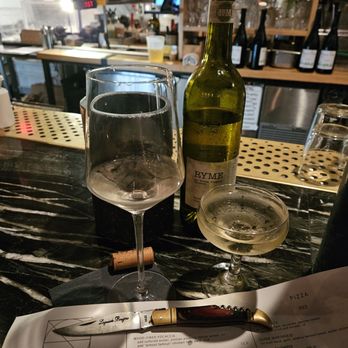 Ronan - 1-2a) Vermentino, Ryme, HERS, 2023, Sonoma CA; Vin Pétillant - Pizza Near Me - Los Angeles, California Ronan - 1-2a) Vermentino, Ryme, HERS, 2023, Sonoma CA; Vin Pétillant - Pizza Near Me - Los Angeles, California