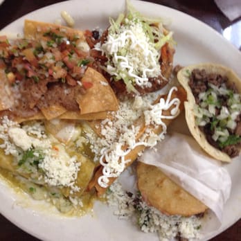 Mi Rinconcito Mexicano - Combination Platter #1 - Tacos Near Me - Miami, Florida Mi Rinconcito Mexicano - Combination Platter #1 - Tacos Near Me - Miami, Florida