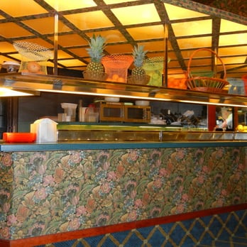 Hotel Continental Palacete - The complimentary buffet station in the lobby. - Hotels Near Me - Barcelona, B