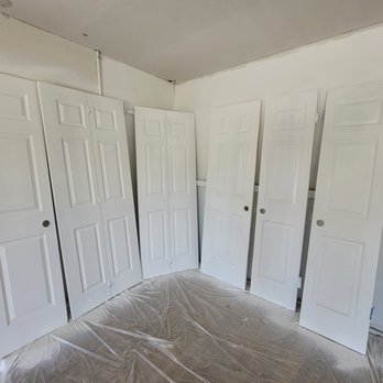 Reel Painters - a room with white doors - Painters Near Me - Vero Beach, Florida Reel Painters - a room with white doors - Painters Near Me - Vero Beach, Florida