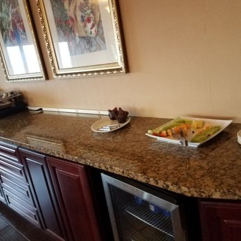 Sheraton Springfield Monarch Place Hotel - Huge selection at the breakfast buffet :( - Hotels Near Me - Springfield, Massachusetts Sheraton Springfield Monarch Place Hotel - Huge selection at the breakfast buffet :( - Hotels Near Me - Springfield, Massachusetts