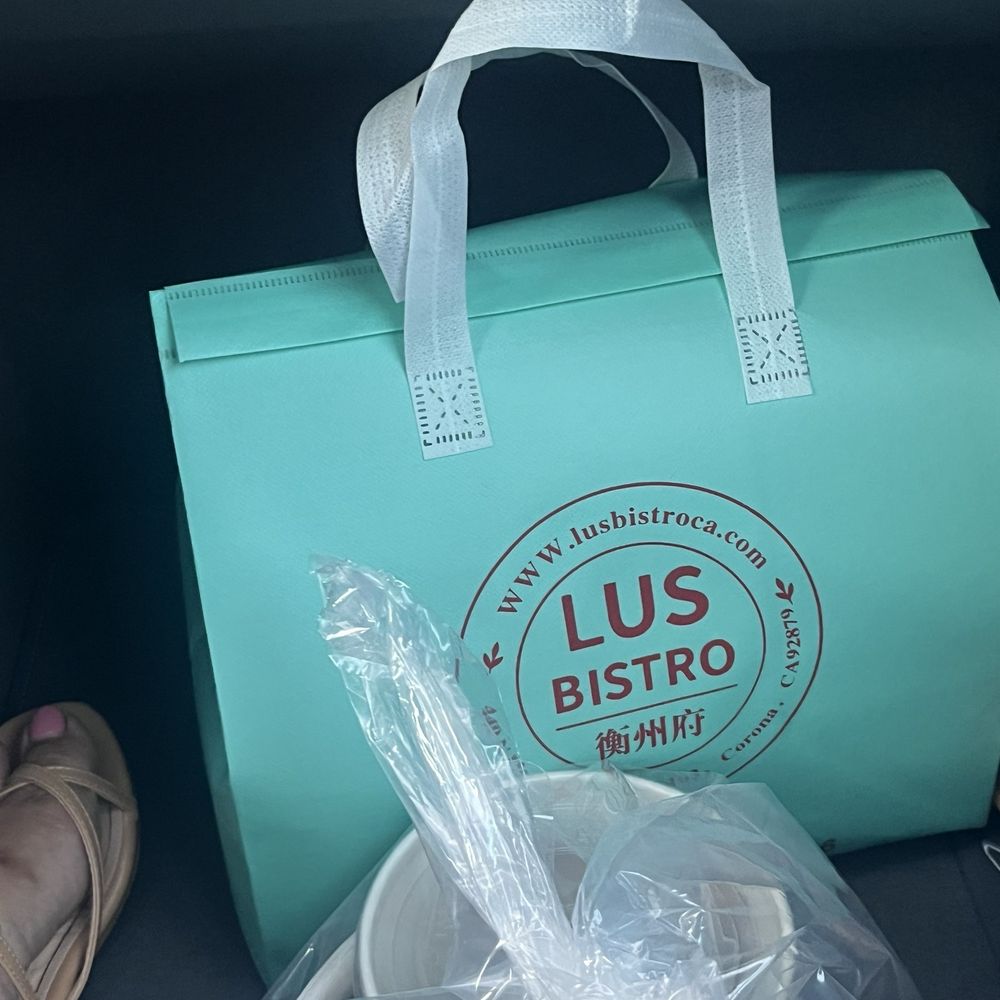 Insulated to go bag , for pick up orders.