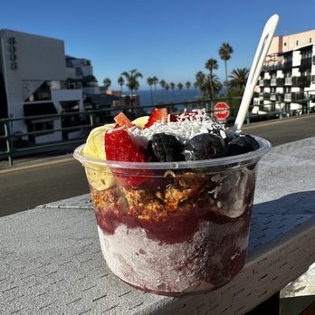 Scoops - Acai Bowl - Ice Cream & Frozen Yogurt Near Me - La Jolla, California Scoops - Acai Bowl - Ice Cream & Frozen Yogurt Near Me - La Jolla, California
