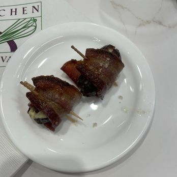 Kitchen Conservatory - Bacon wrapped dates - Cooking Schools Near Me - Saint Louis, Missouri Kitchen Conservatory - Bacon wrapped dates - Cooking Schools Near Me - Saint Louis, Missouri