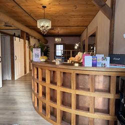 Pinky Swear Nail Lounge - Reception