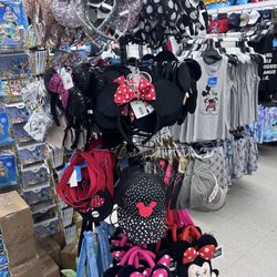 Disney & FL Gifts Clearance Store
