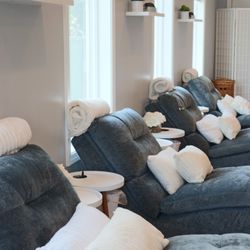 IV HydraLounge Health & Wellness